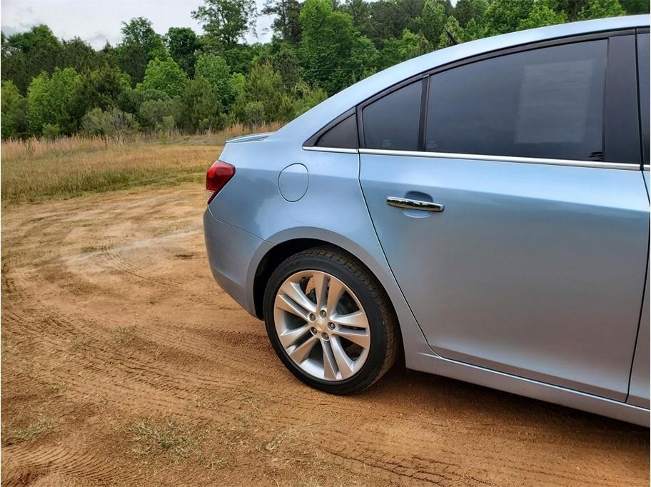 Chevrolet Cruze 4dr Sdn LTZ 2011