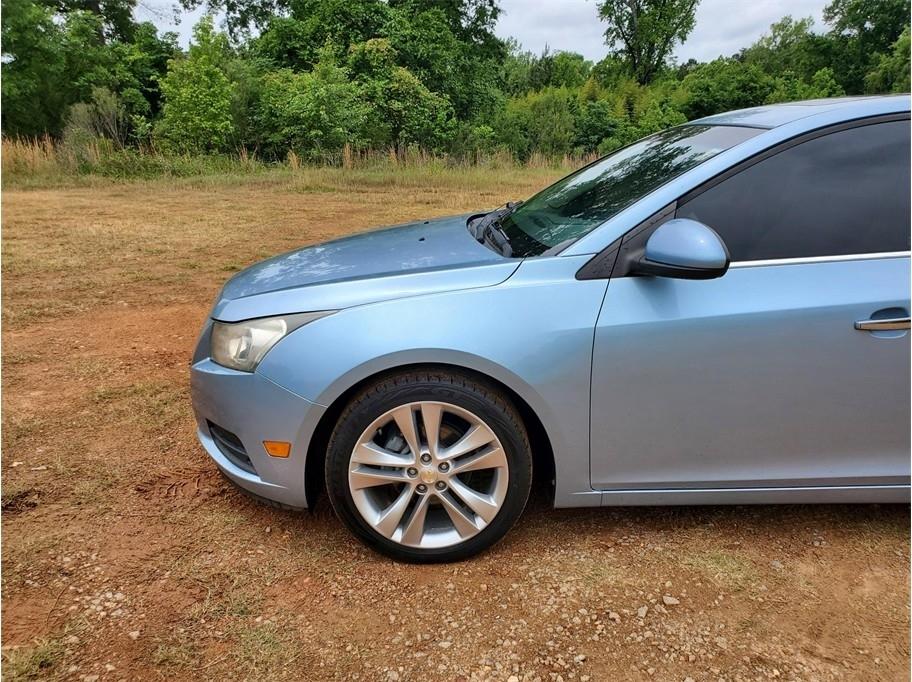 Chevrolet Cruze 4dr Sdn LTZ 2011