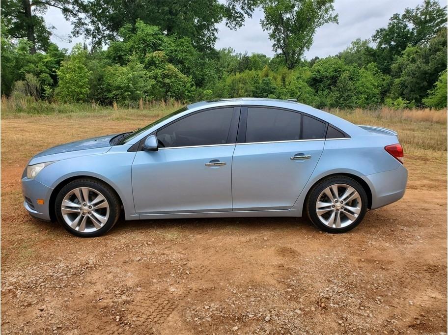 Chevrolet Cruze 4dr Sdn LTZ 2011