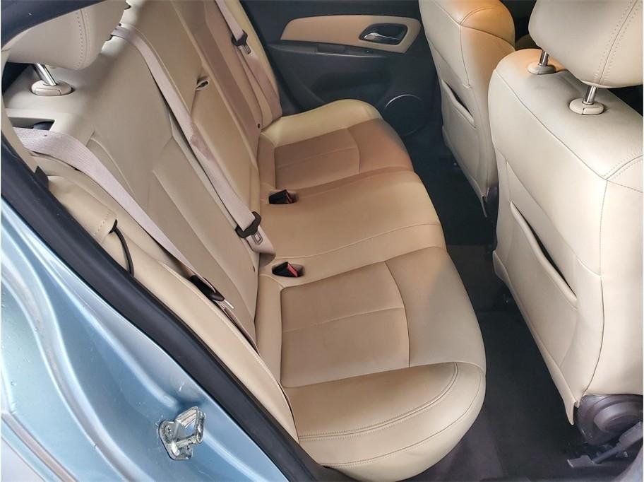 Chevrolet Cruze 4dr Sdn LTZ 2011