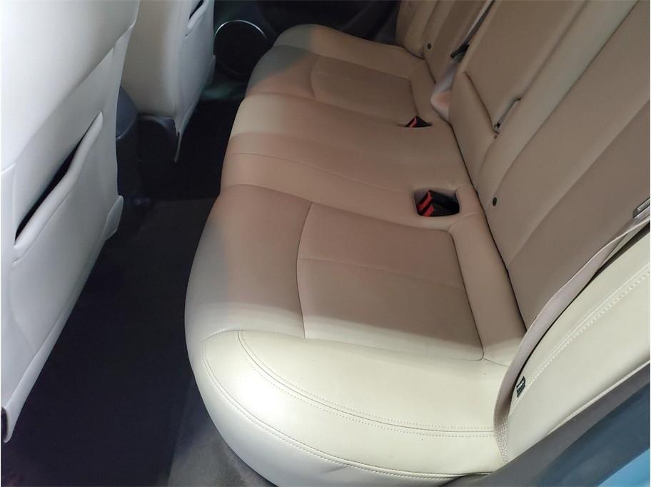 Chevrolet Cruze 4dr Sdn LTZ 2011