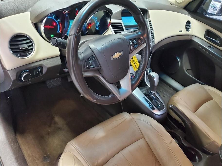 Chevrolet Cruze 4dr Sdn LTZ 2011