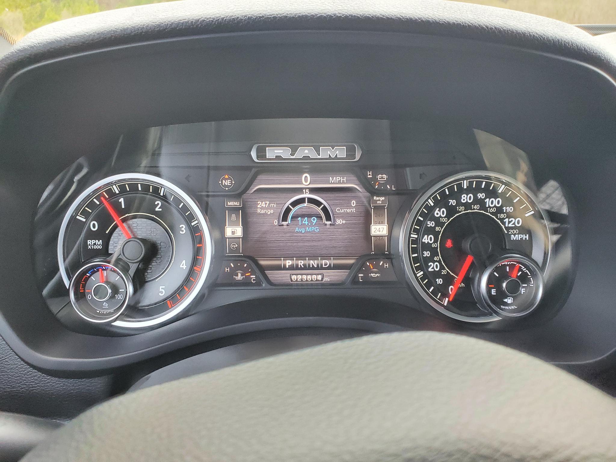 RAM 3500 Big Horn 4x4 Crew Cab 8' Box 2022