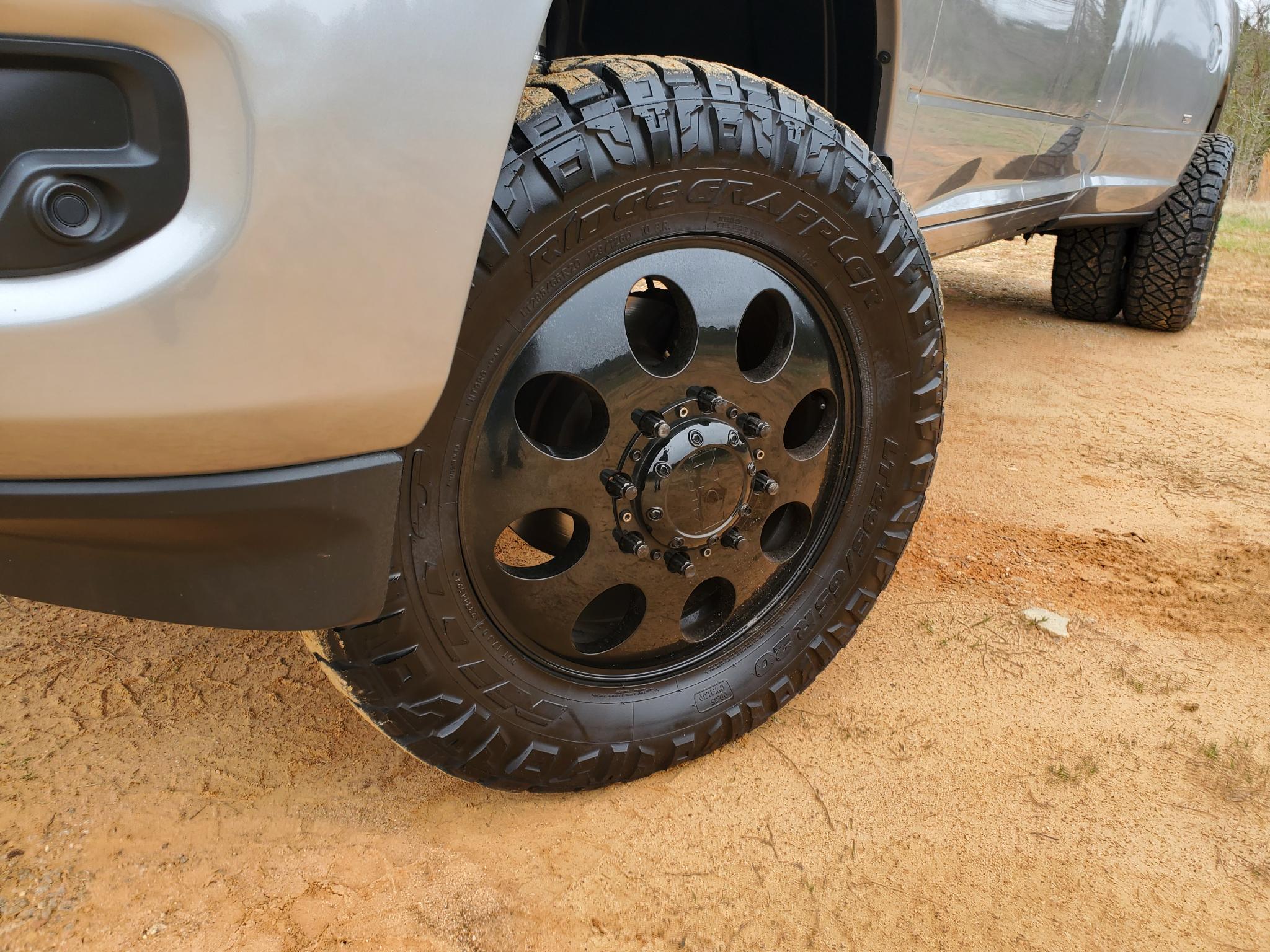 RAM 3500 Big Horn 4x4 Crew Cab 8' Box 2022