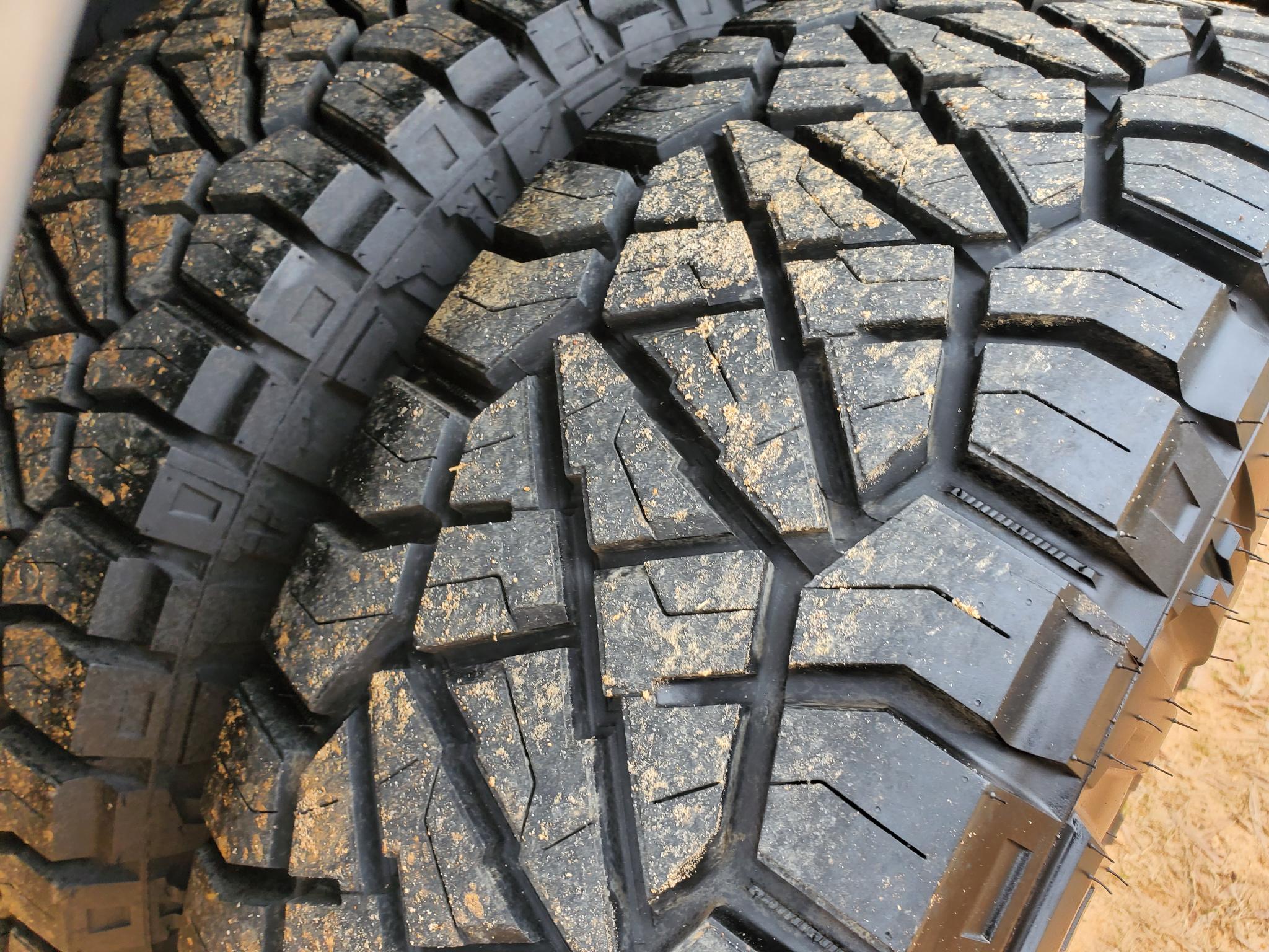 RAM 3500 Big Horn 4x4 Crew Cab 8' Box 2022