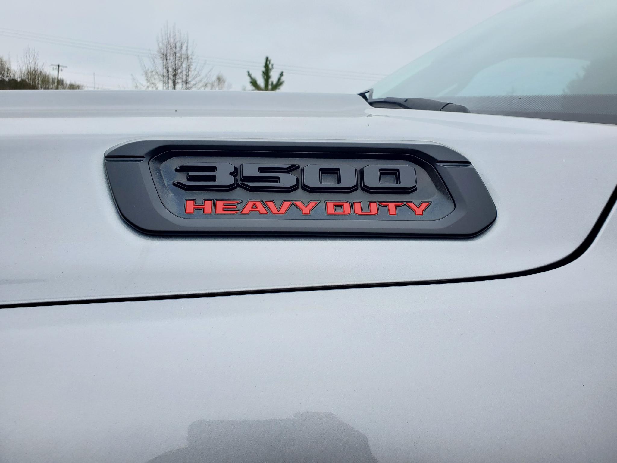 RAM 3500 Big Horn 4x4 Crew Cab 8' Box 2022