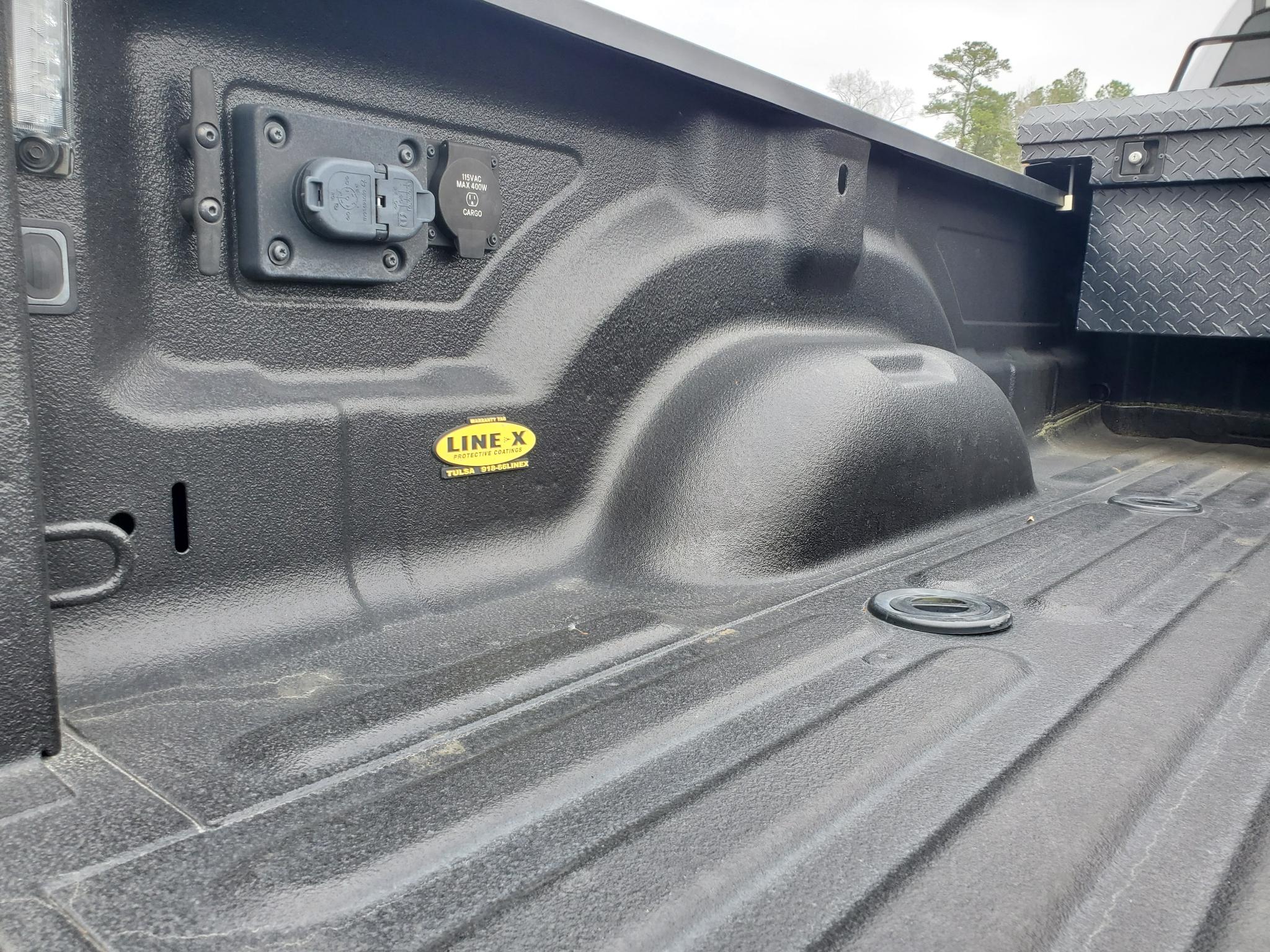 RAM 3500 Big Horn 4x4 Crew Cab 8' Box 2022