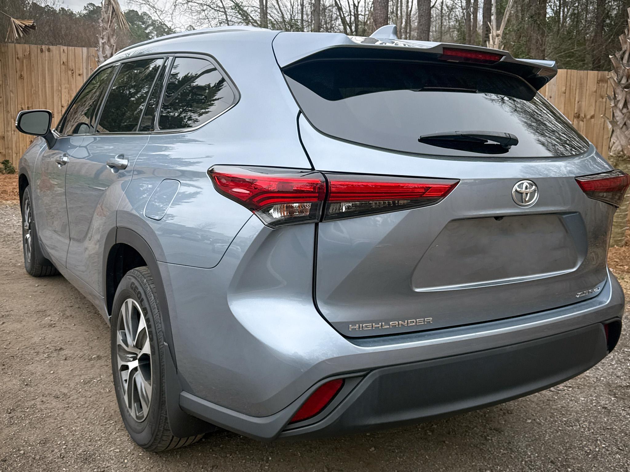 Toyota Highlander XLE AWD (Natl) 2021