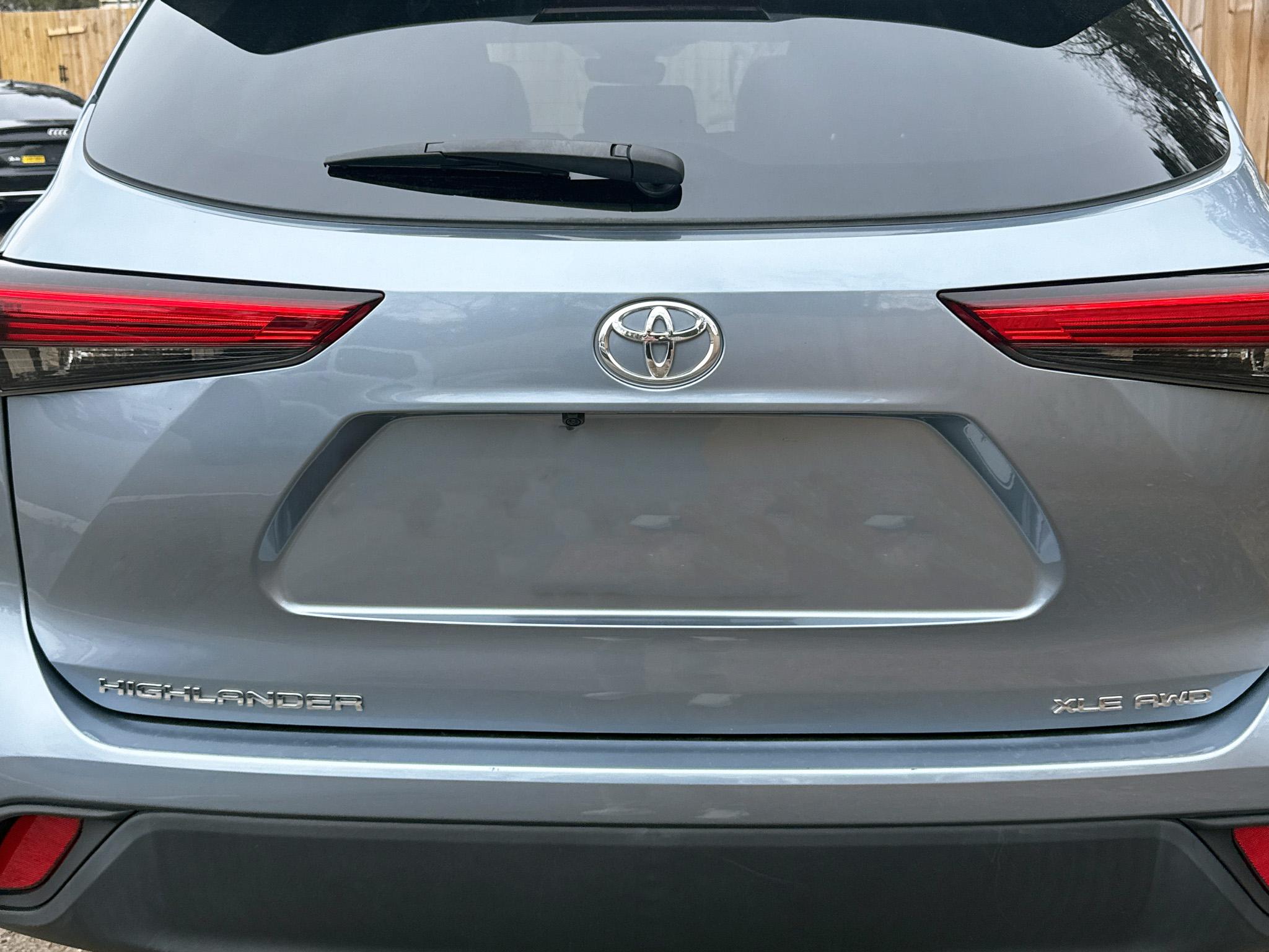 Toyota Highlander XLE AWD (Natl) 2021