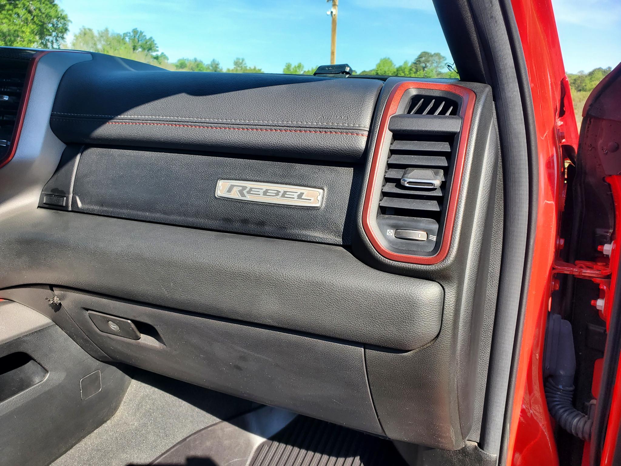 RAM 1500 Rebel 4x4 Crew Cab 5'7" Box 2019