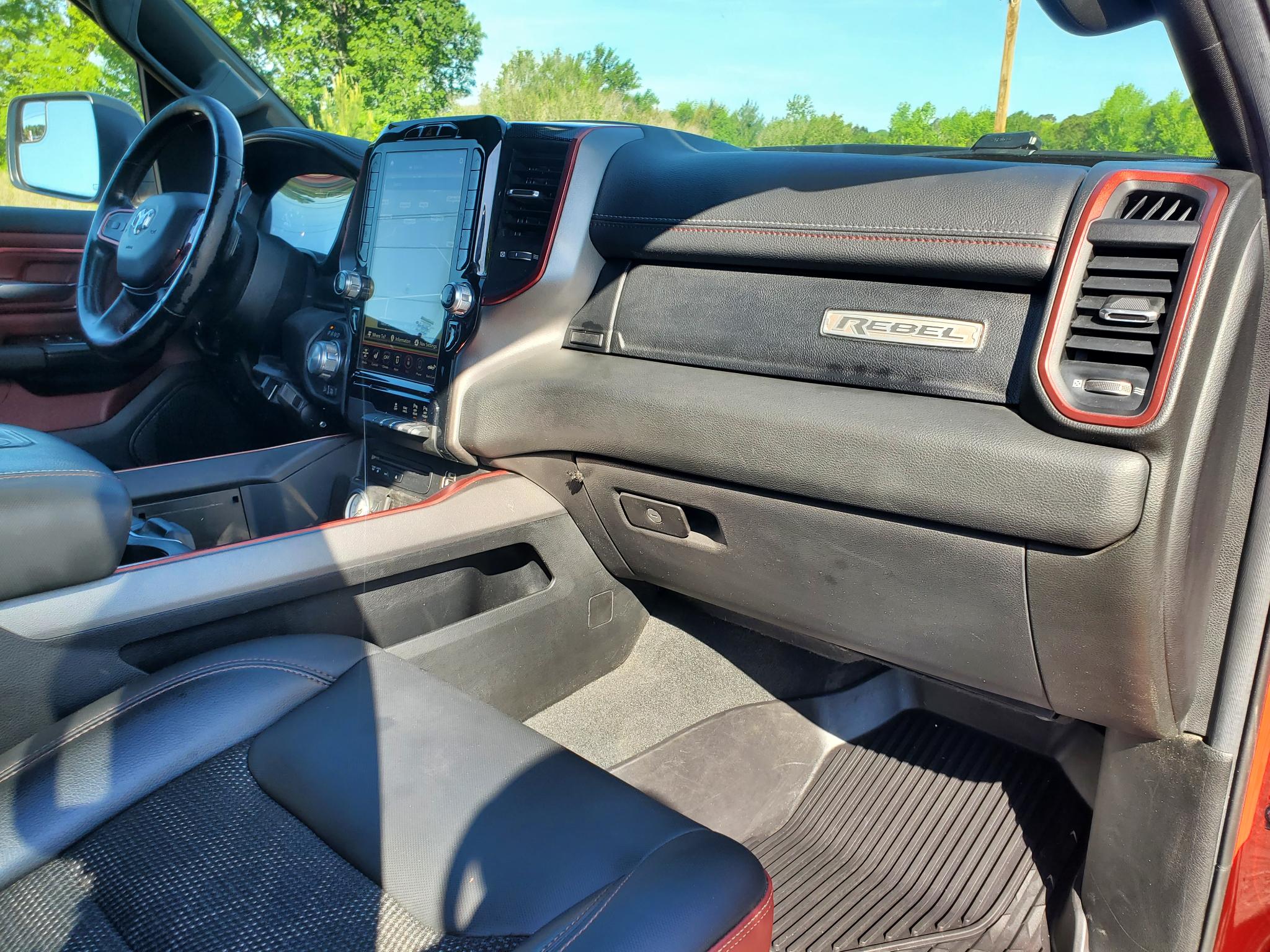 RAM 1500 Rebel 4x4 Crew Cab 5'7" Box 2019