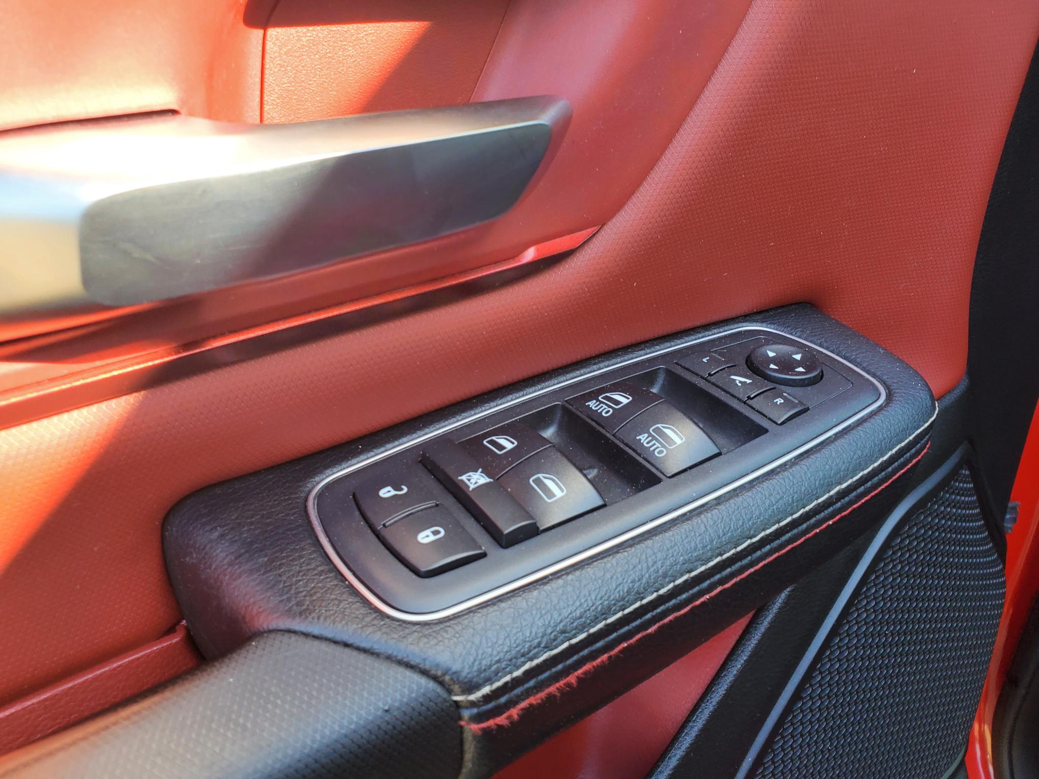 RAM 1500 Rebel 4x4 Crew Cab 5'7" Box 2019