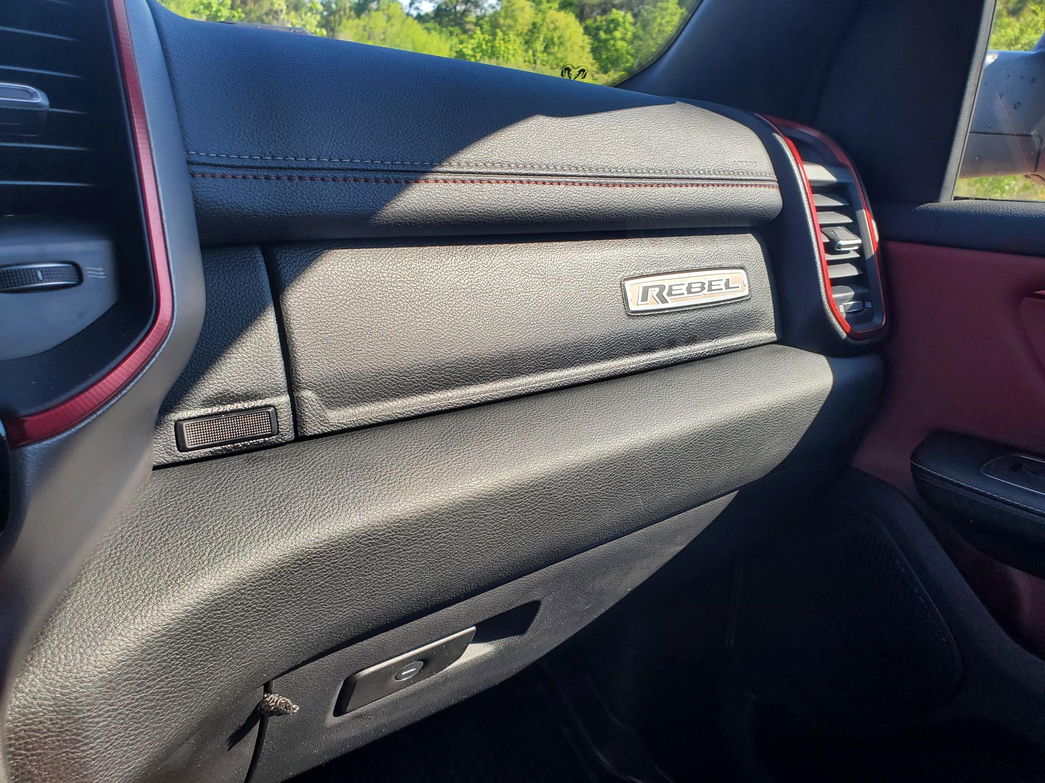 RAM 1500 Rebel 4x4 Crew Cab 5'7" Box 2019