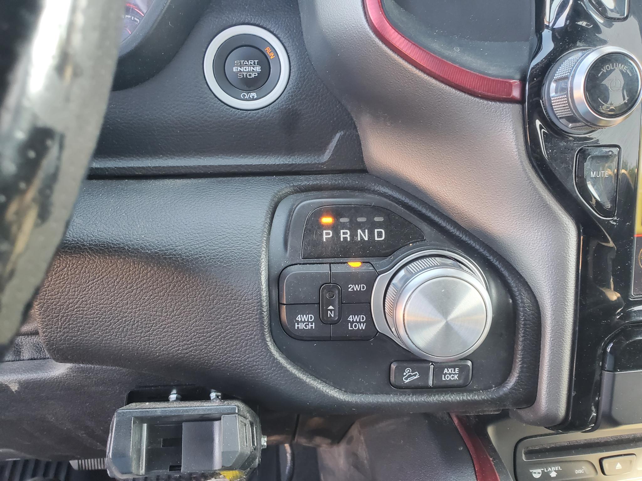 RAM 1500 Rebel 4x4 Crew Cab 5'7" Box 2019