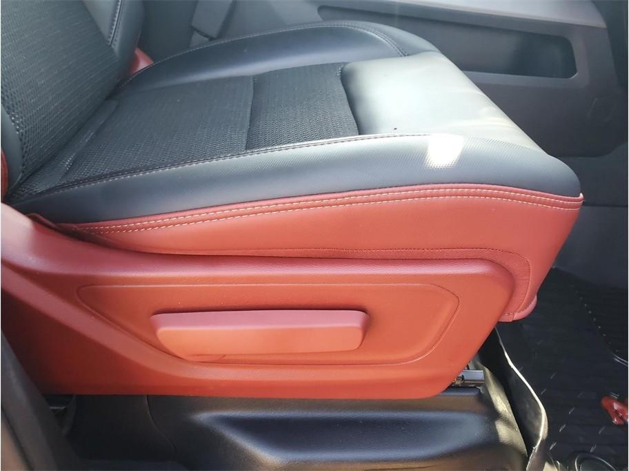 RAM 1500 Rebel 4x4 Crew Cab 5'7" Box 2019