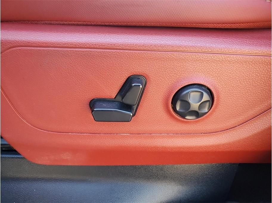 RAM 1500 Rebel 4x4 Crew Cab 5'7" Box 2019