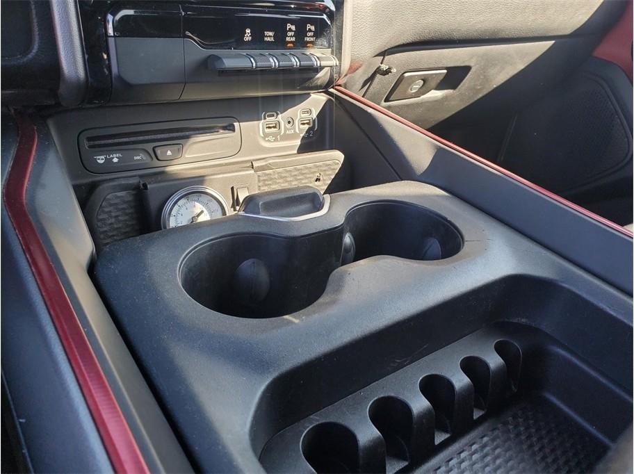 RAM 1500 Rebel 4x4 Crew Cab 5'7" Box 2019