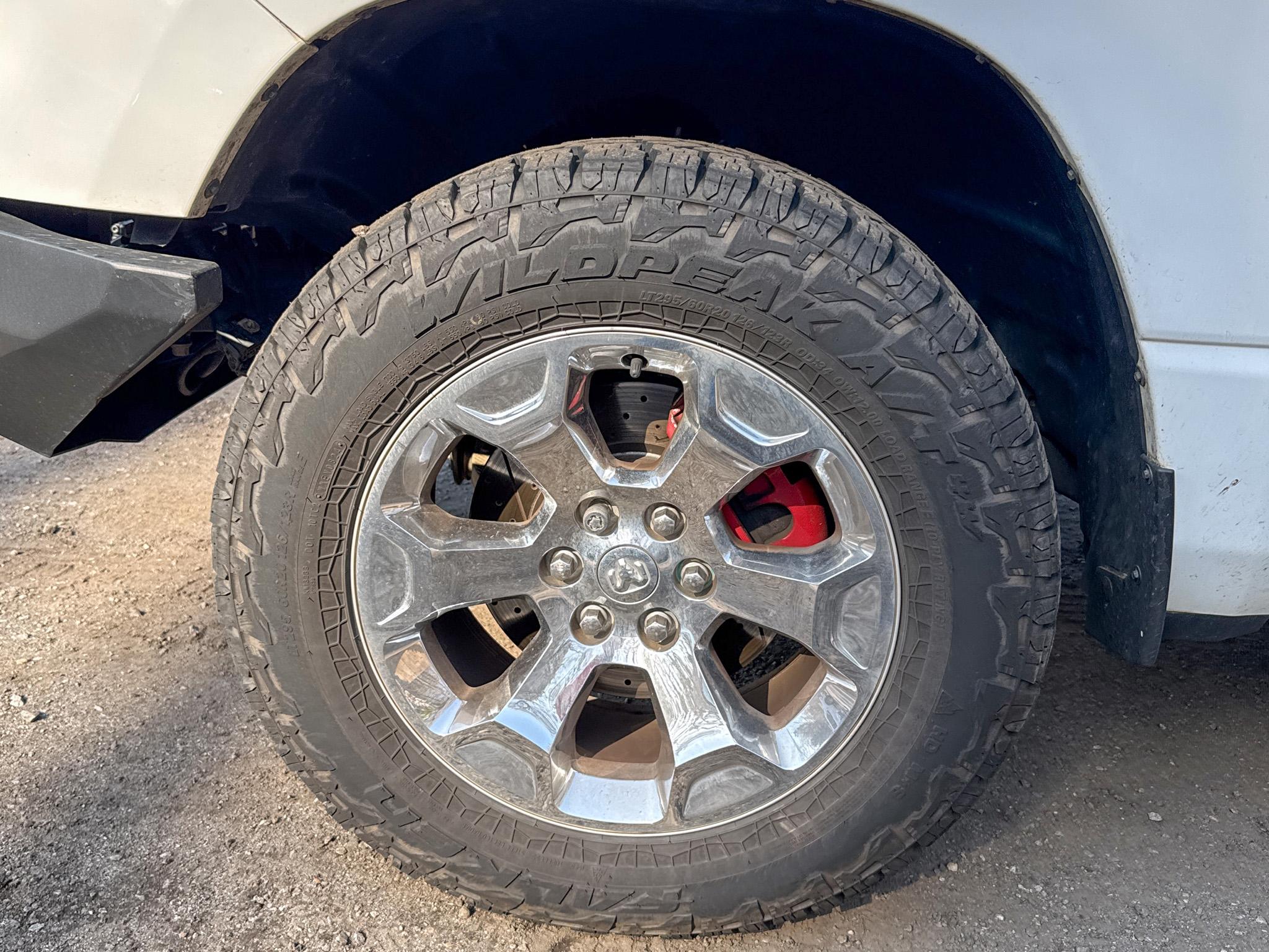 RAM 1500 Big Horn/Lone Star 4x4 Crew Cab 5'7" Box 2019