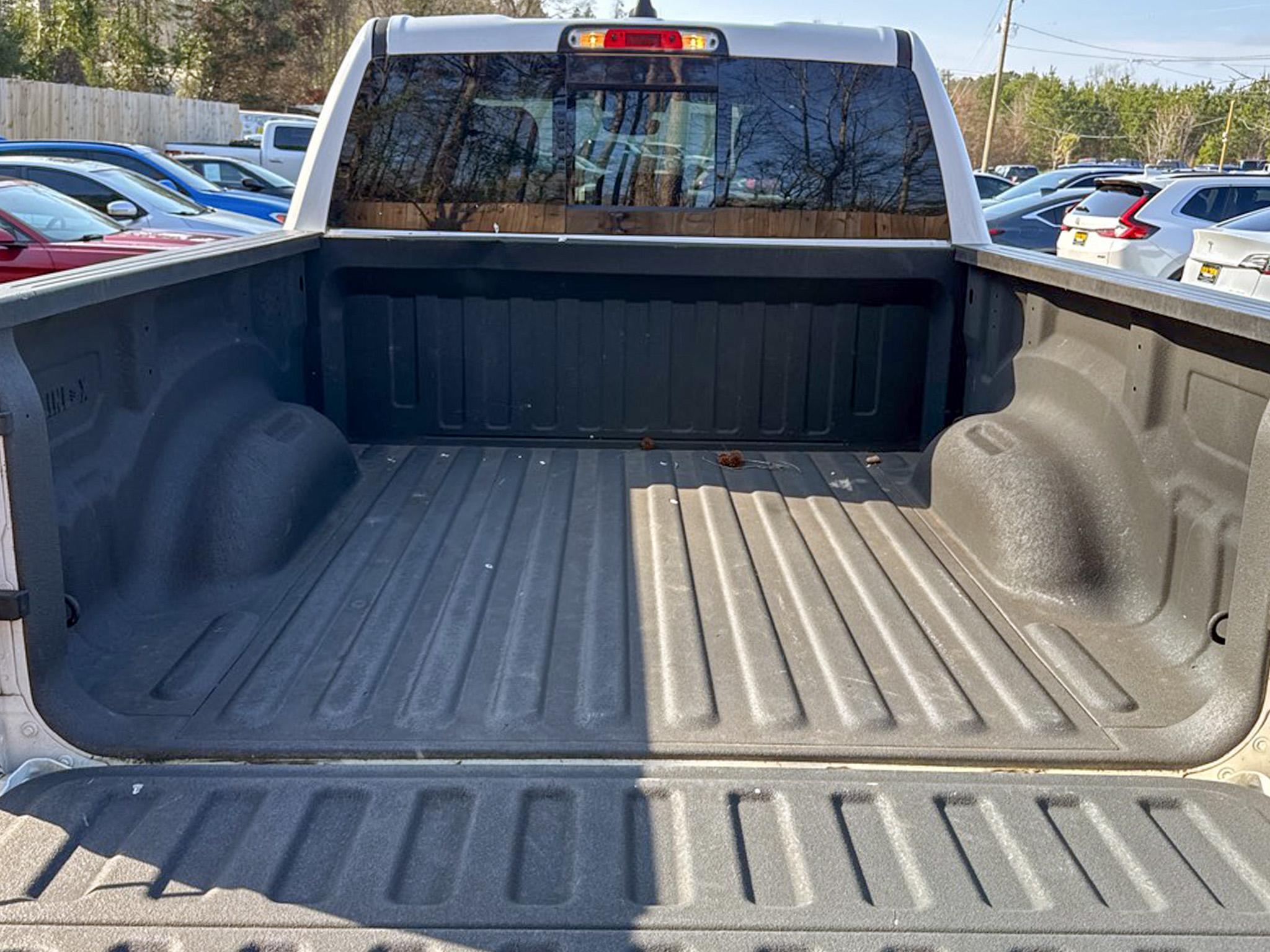 RAM 1500 Big Horn/Lone Star 4x4 Crew Cab 5'7" Box 2019