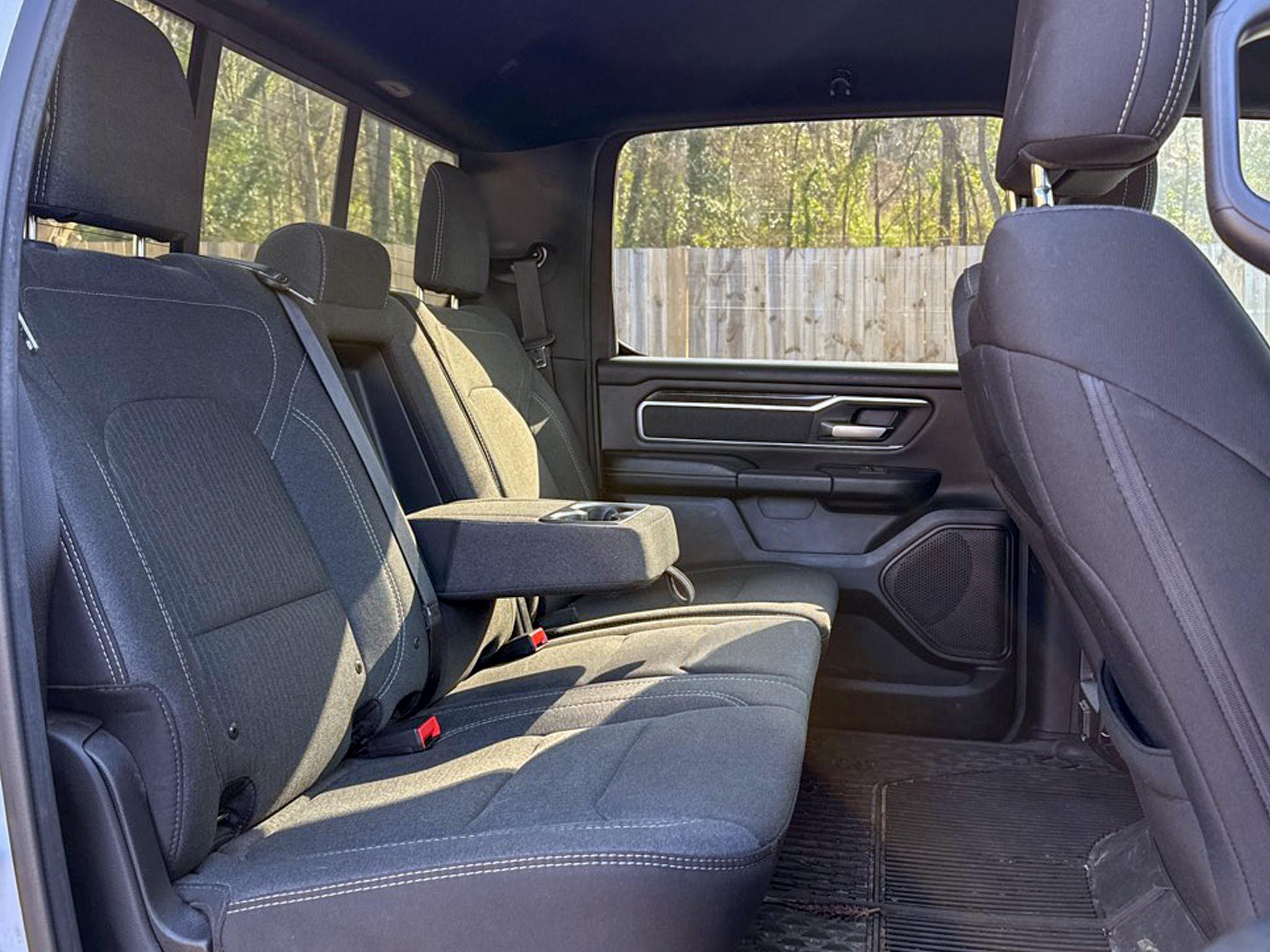 RAM 1500 Big Horn/Lone Star 4x4 Crew Cab 5'7" Box 2019