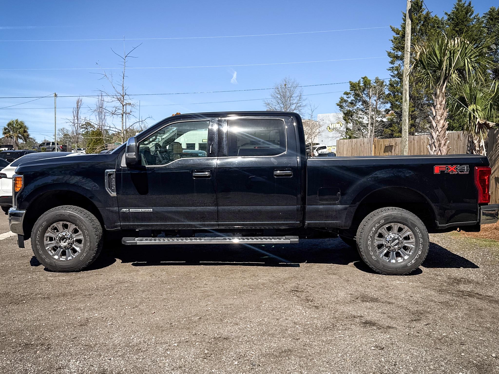 Ford Super Duty F-250 SRW  2017