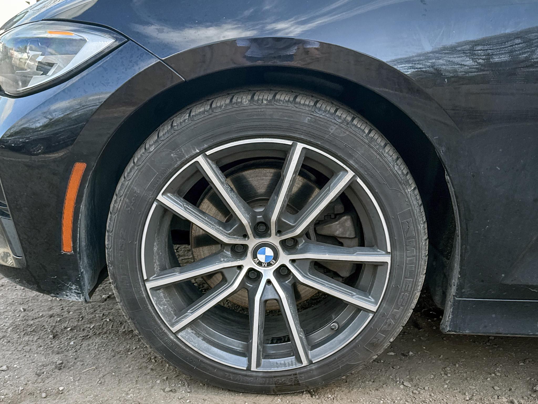 BMW 3 Series 330i Sedan 2019