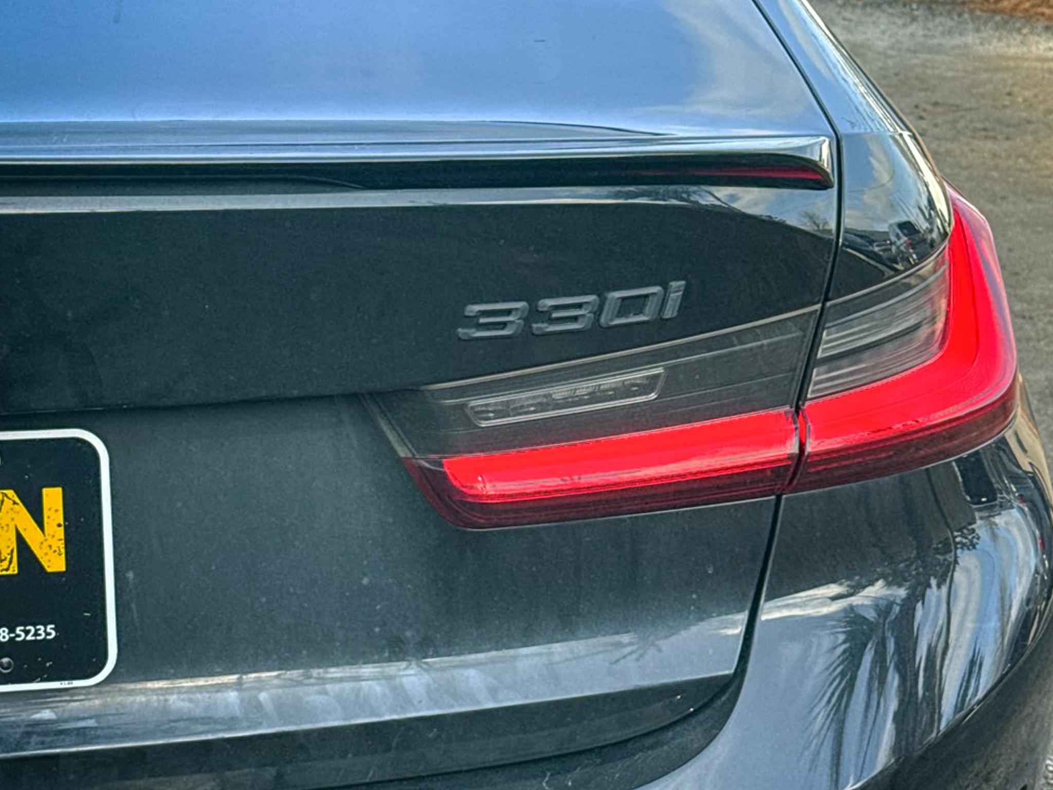 BMW 3 Series 330i Sedan 2019