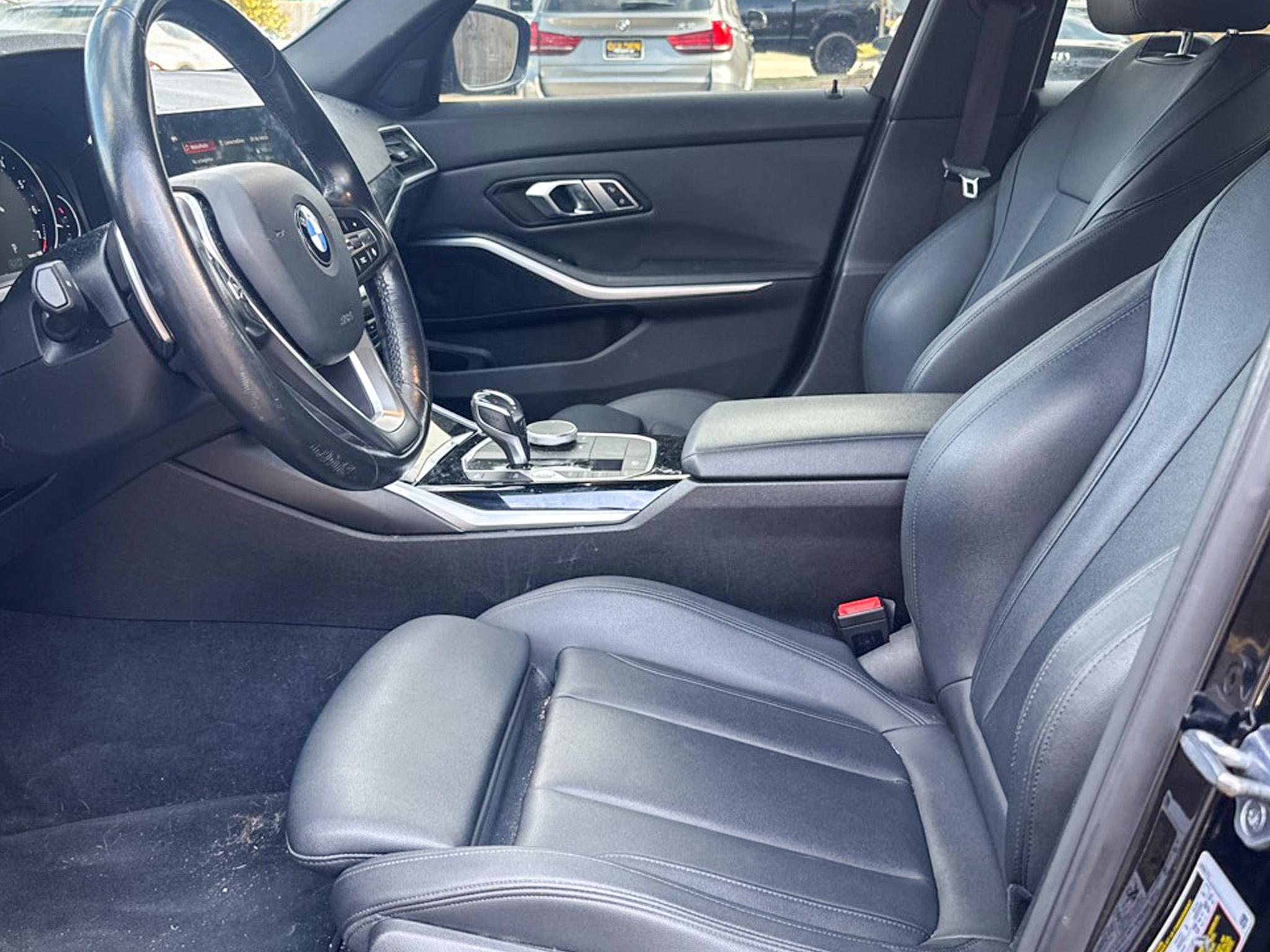 BMW 3 Series 330i Sedan 2019