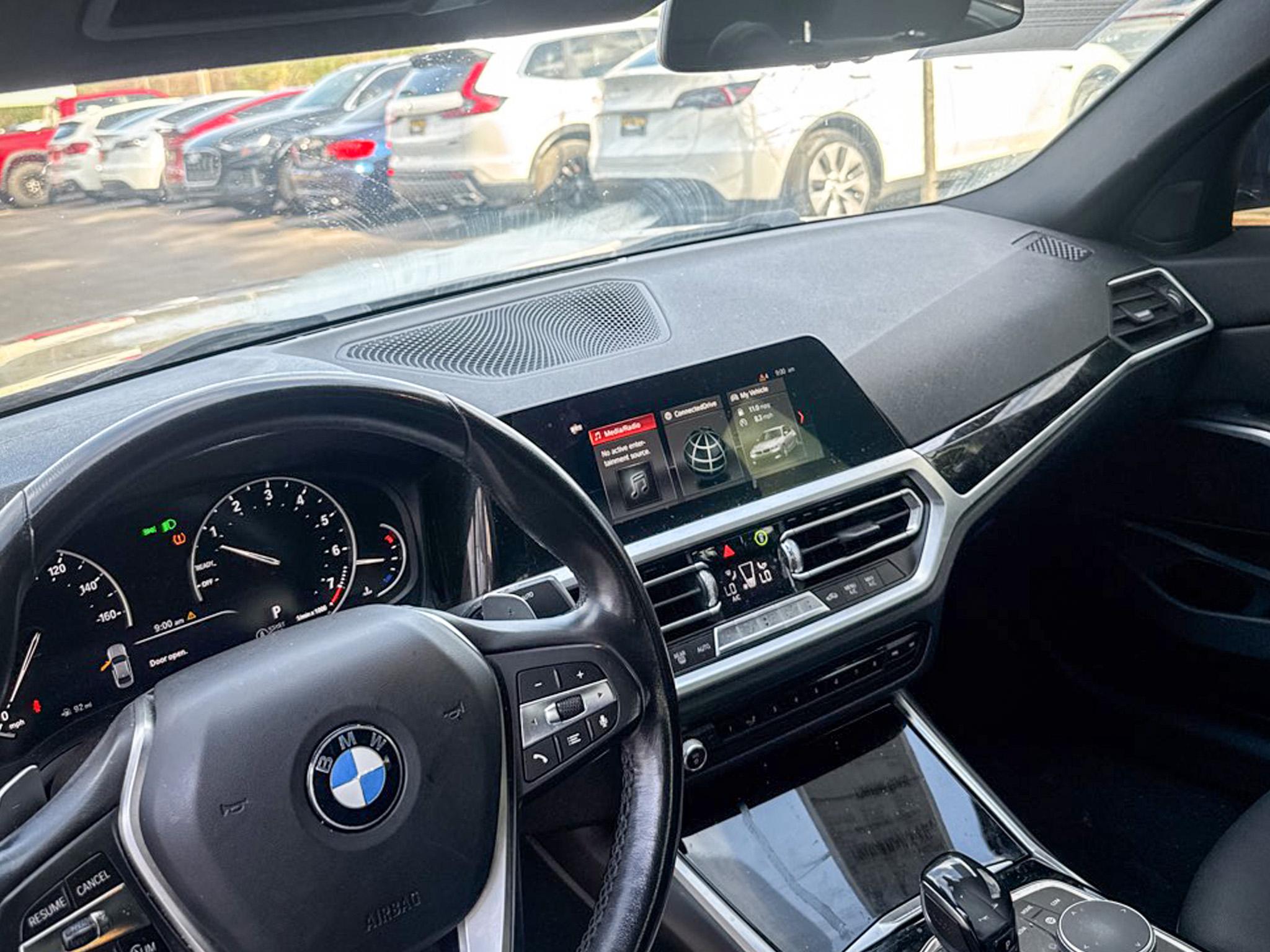 BMW 3 Series 330i Sedan 2019