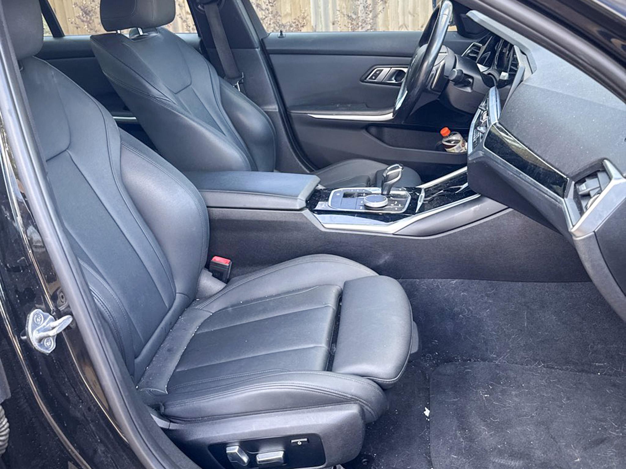 BMW 3 Series 330i Sedan 2019