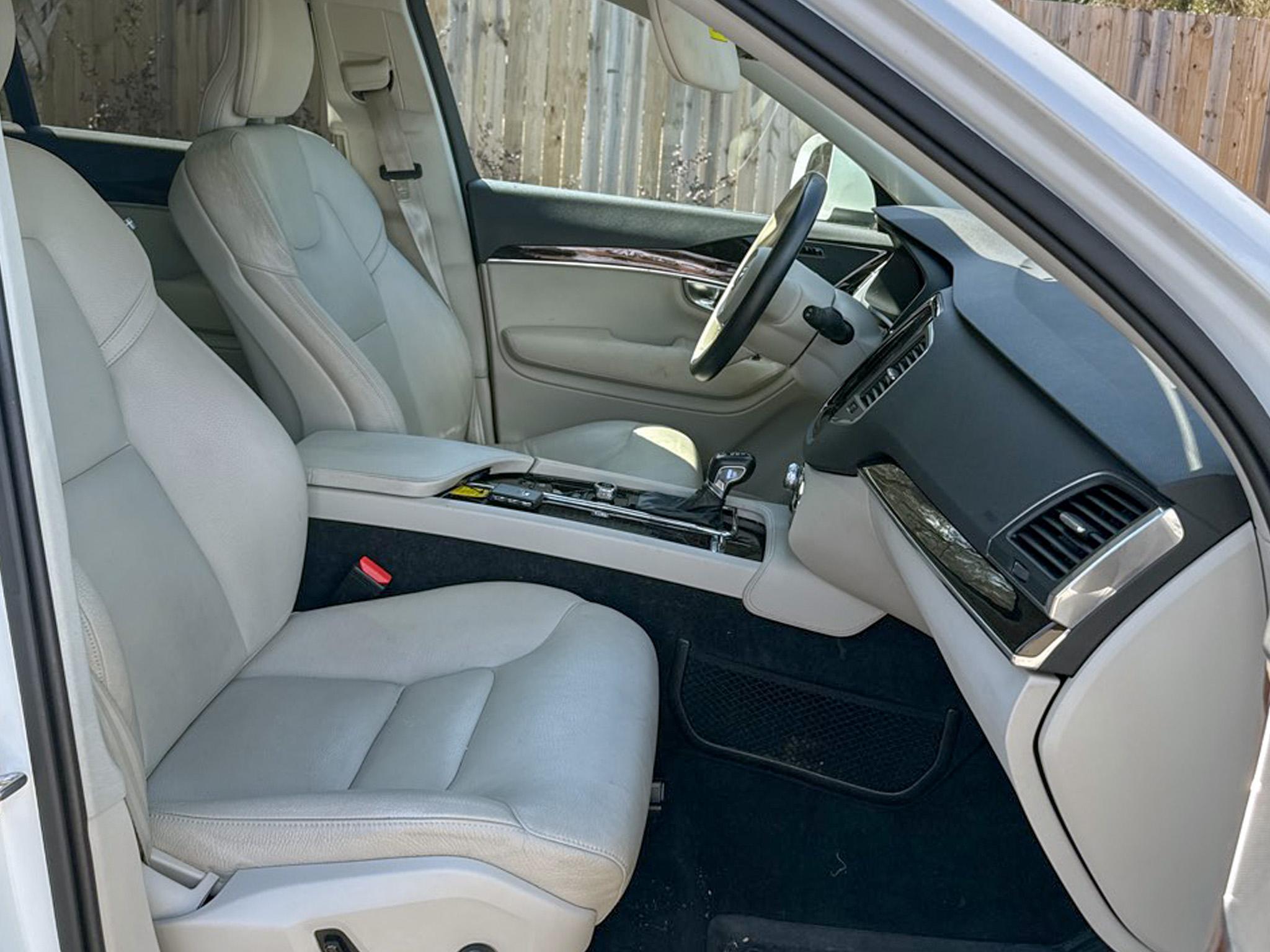 Volvo XC90 T6 AWD Momentum 2019