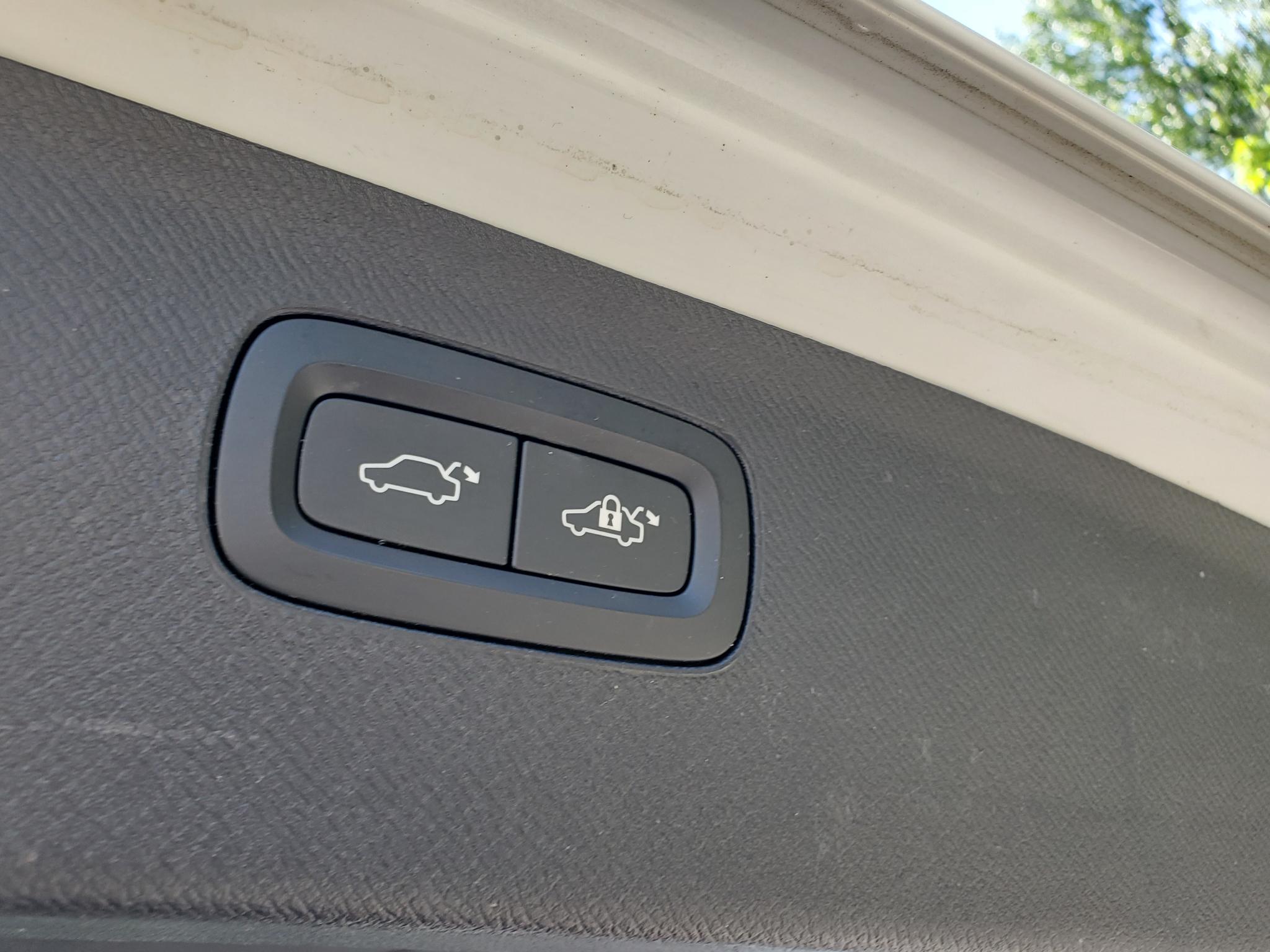 Volvo XC90 T6 AWD Momentum 2019