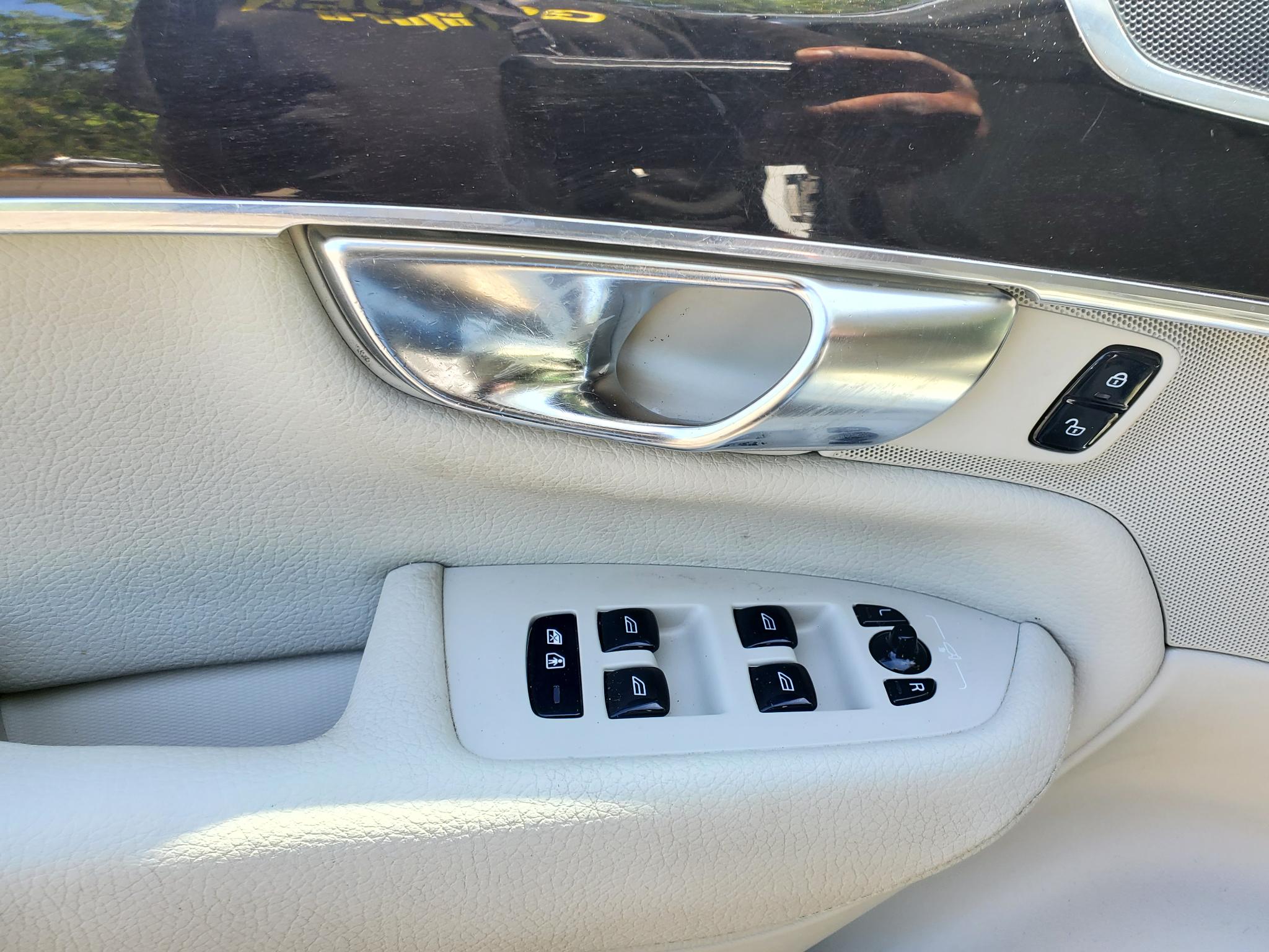 Volvo XC90 T6 AWD Momentum 2019