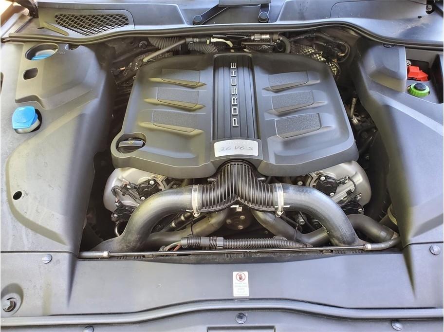 Porsche Cayenne S AWD 2017