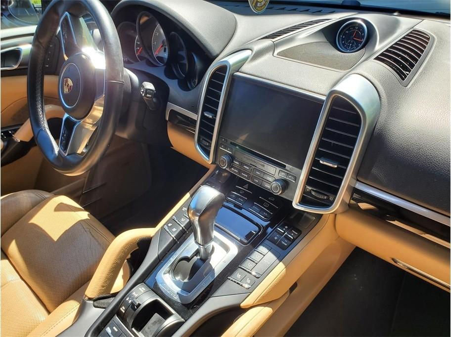 Porsche Cayenne S AWD 2017