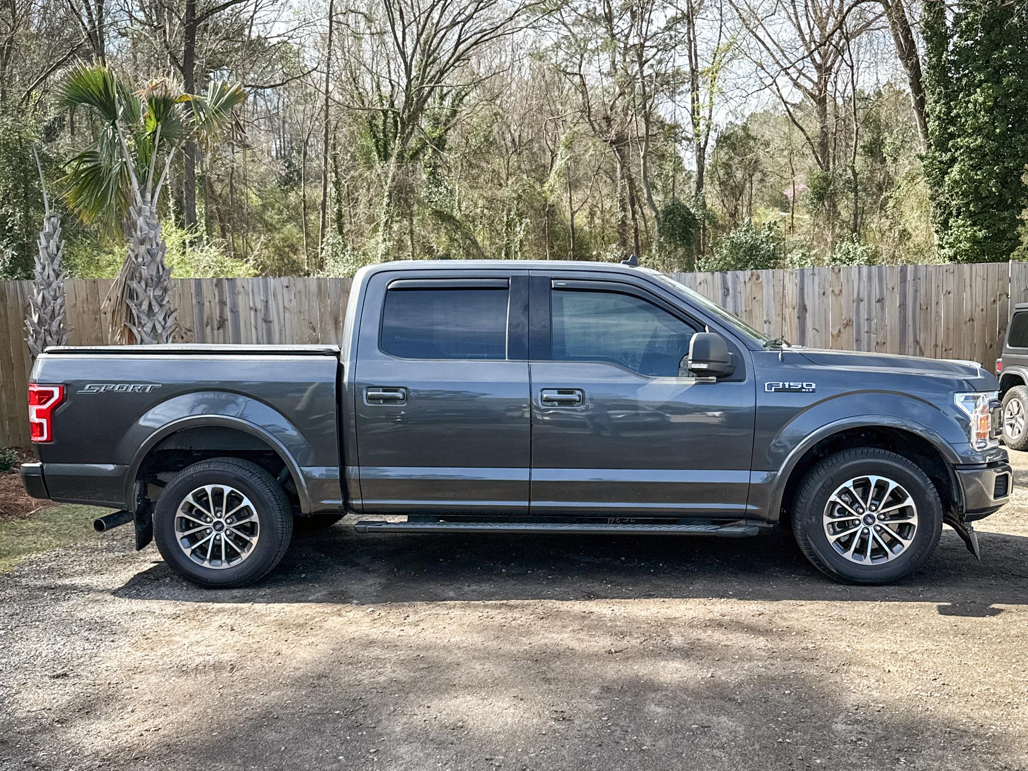 Ford F-150 XLT 2WD SuperCrew 5.5' Box 2020