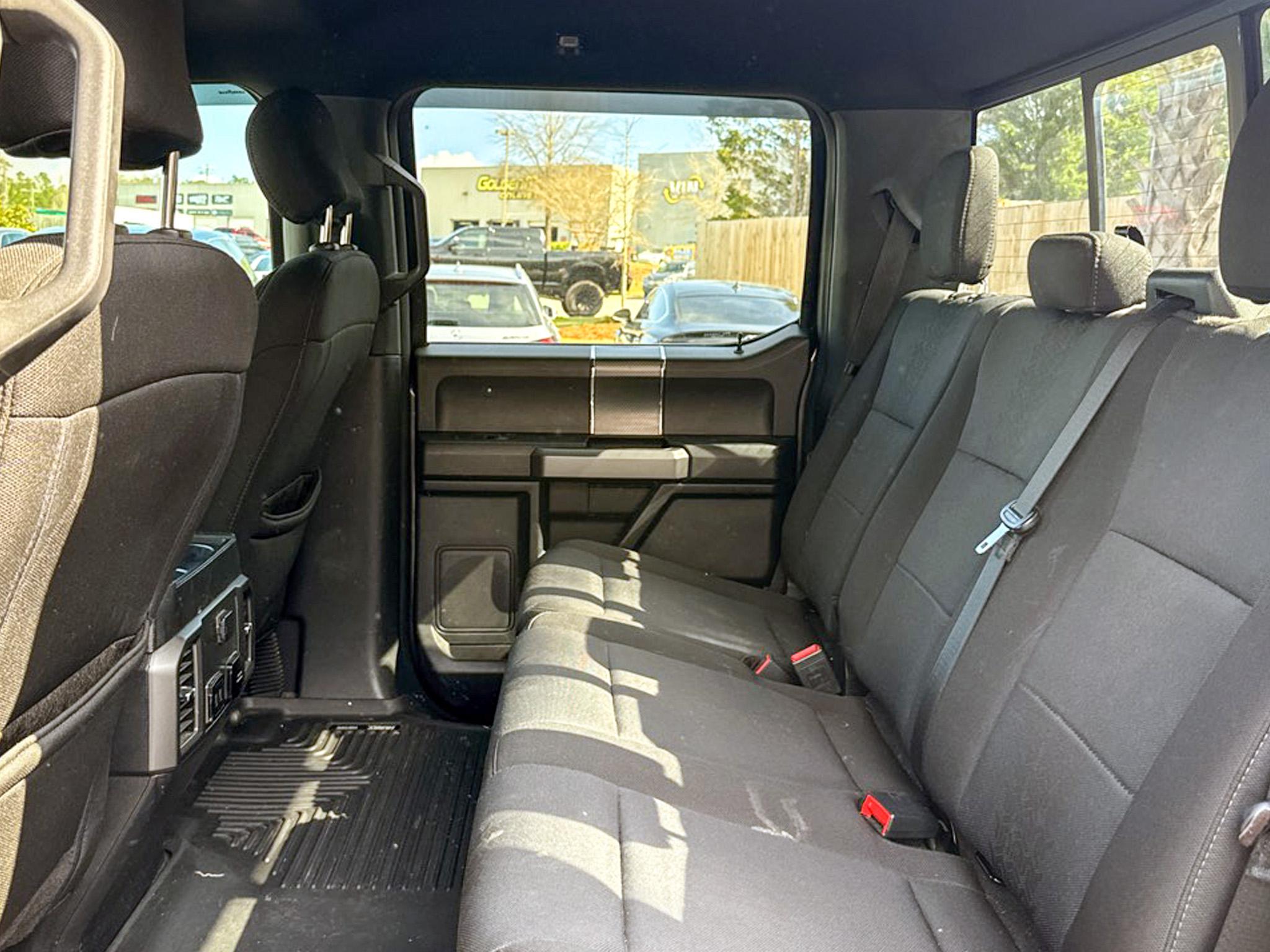 Ford F-150 XLT 2WD SuperCrew 5.5' Box 2020