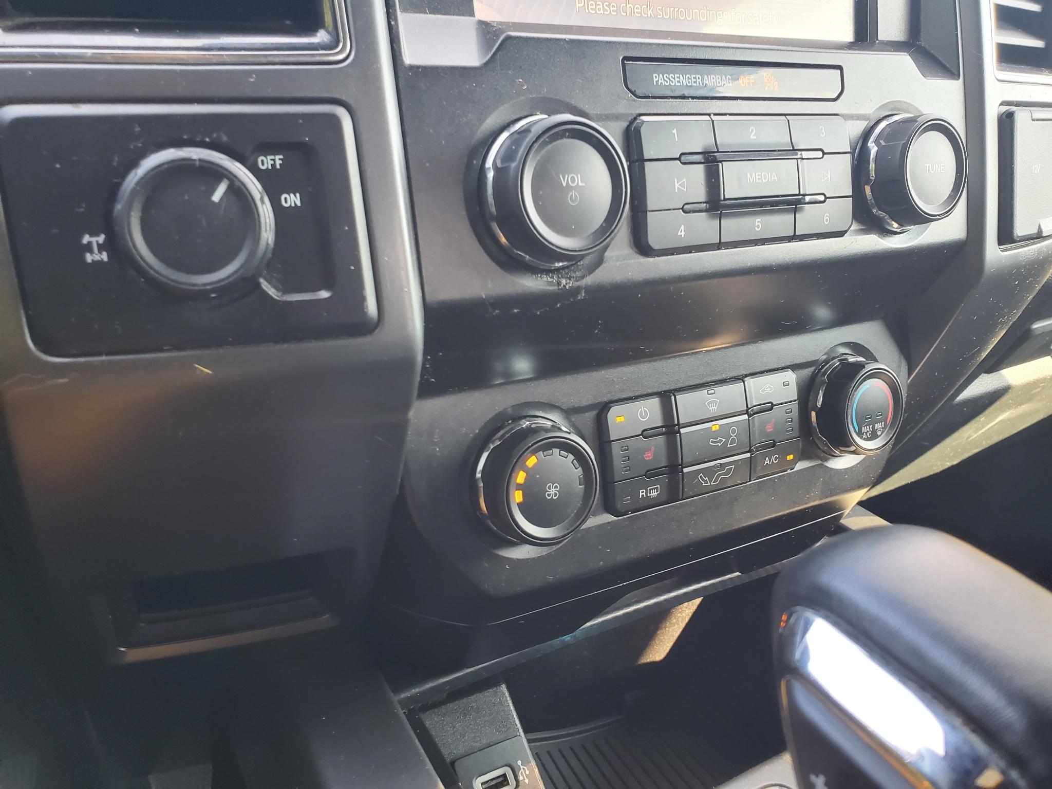 Ford F-150 XLT 2WD SuperCrew 5.5' Box 2020