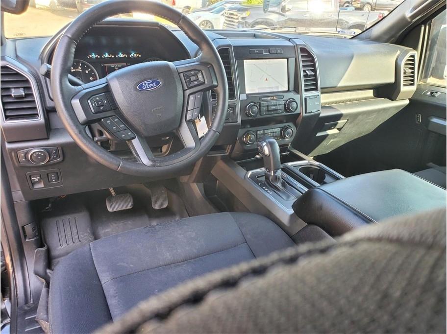 Ford F-150 XLT 2WD SuperCrew 5.5' Box 2020