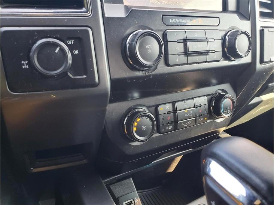 Ford F-150 XLT 2WD SuperCrew 5.5' Box 2020