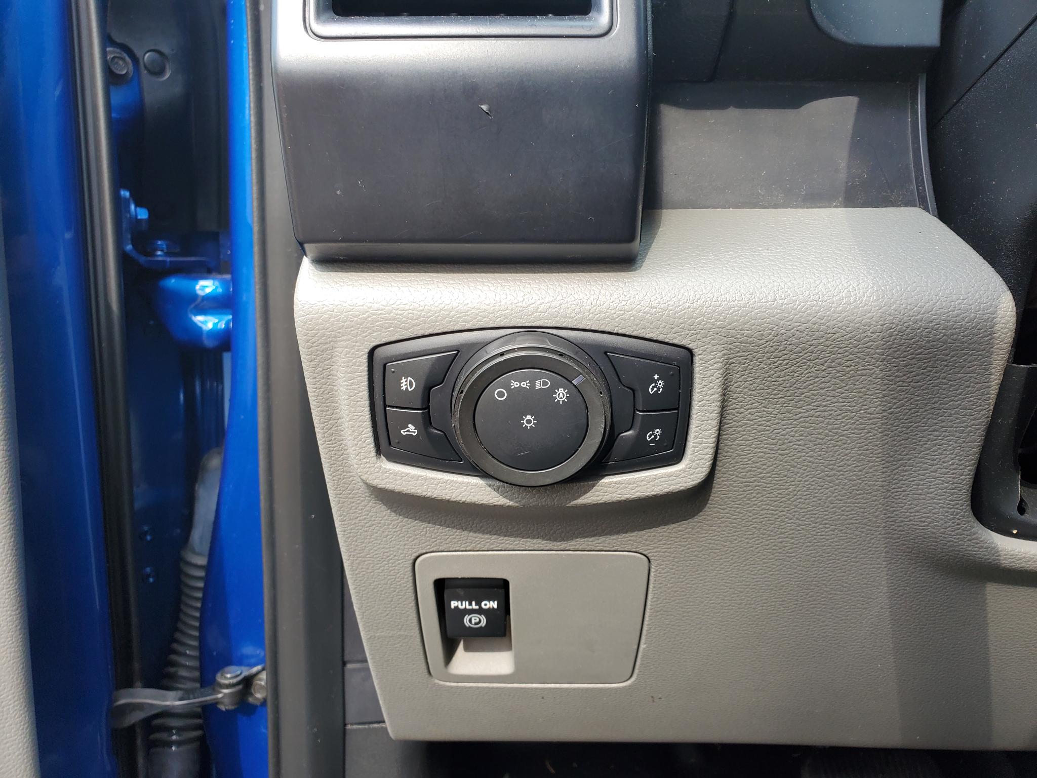 Ford F-150 XLT 4WD SuperCab 6.5' Box 2017