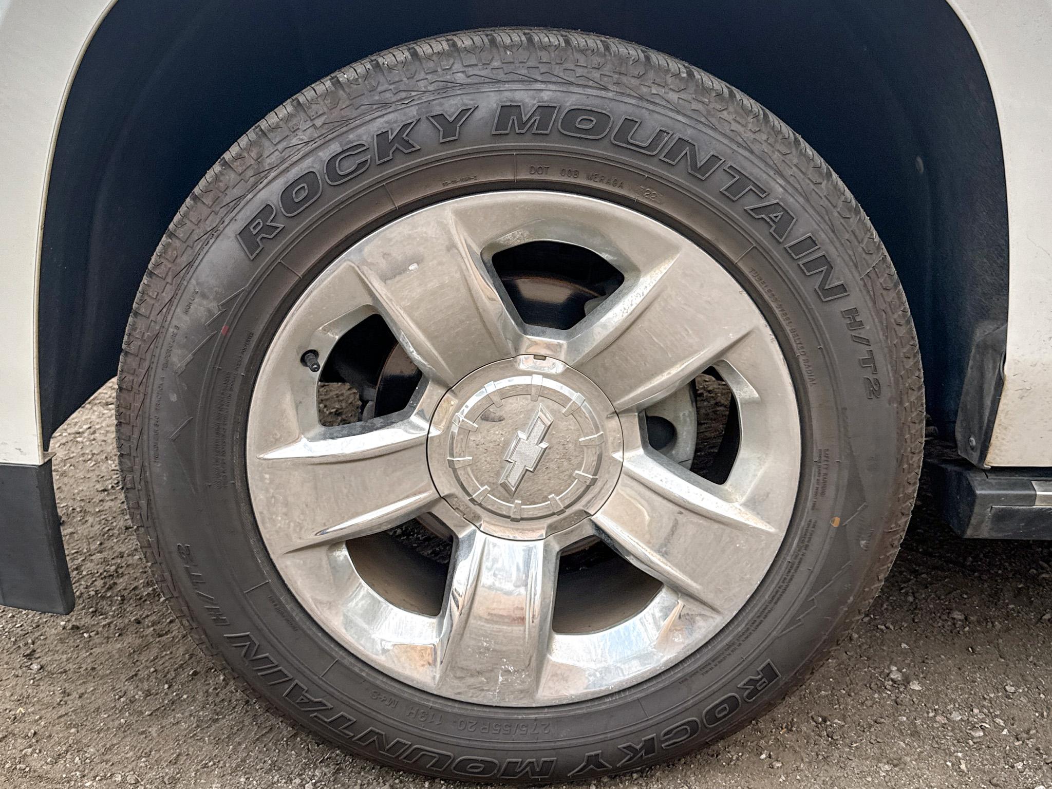 Chevrolet Suburban 4WD 4dr 1500 Premier 2017