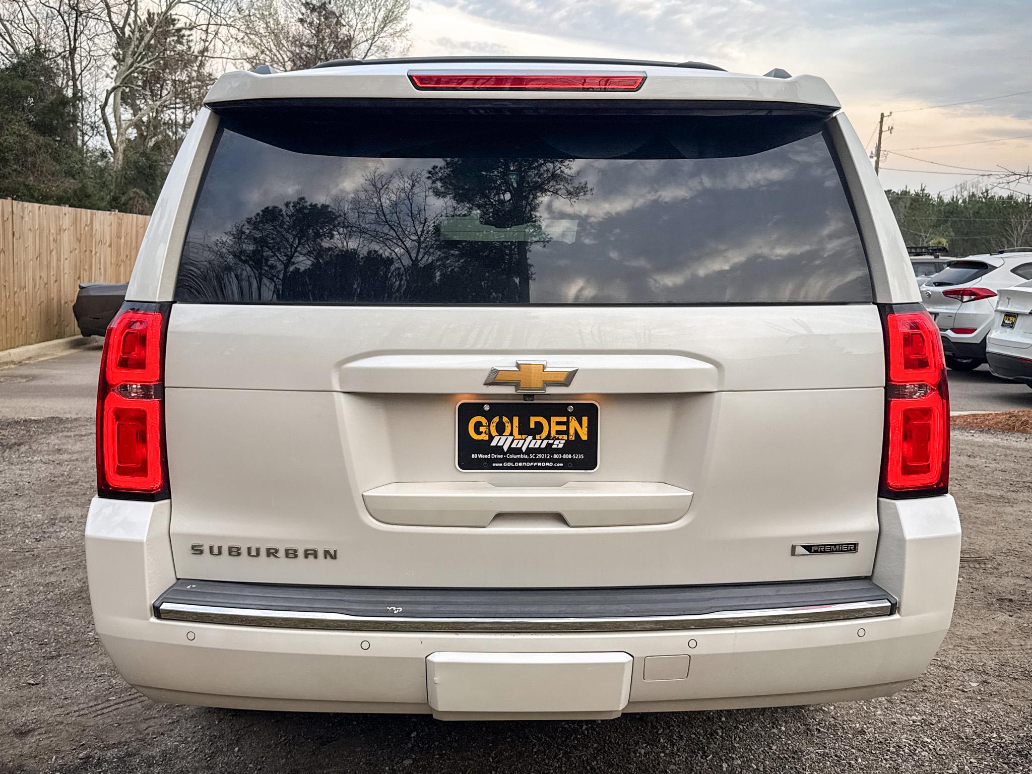 Chevrolet Suburban 4WD 4dr 1500 Premier 2017