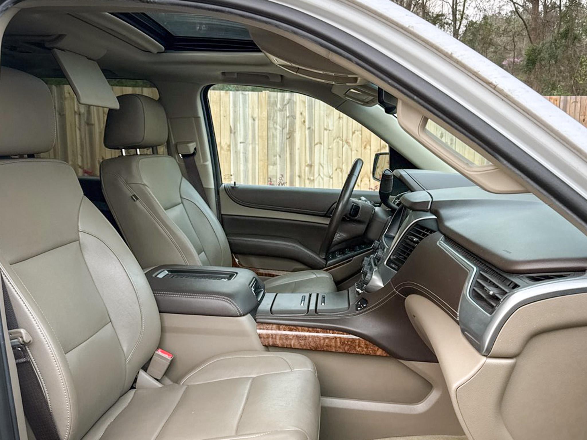 Chevrolet Suburban 4WD 4dr 1500 Premier 2017