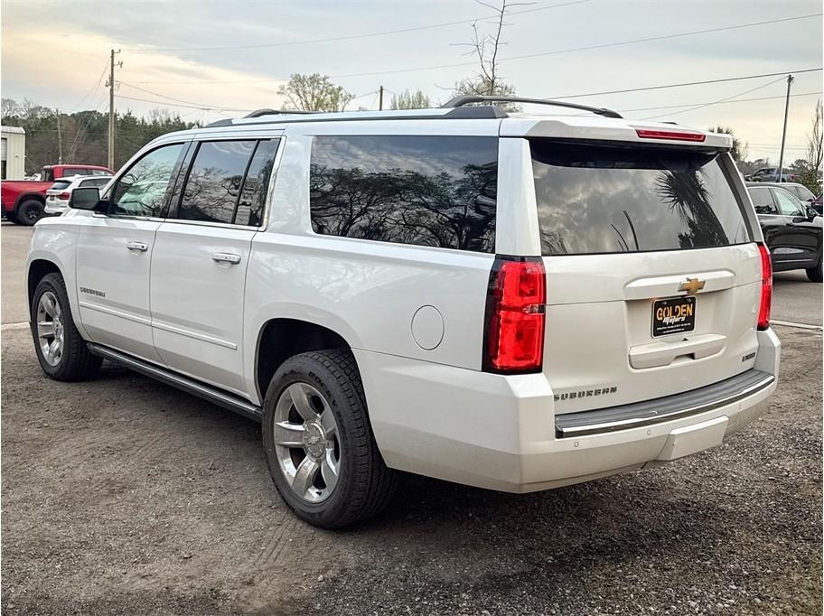Chevrolet Suburban 4WD 4dr 1500 Premier 2017