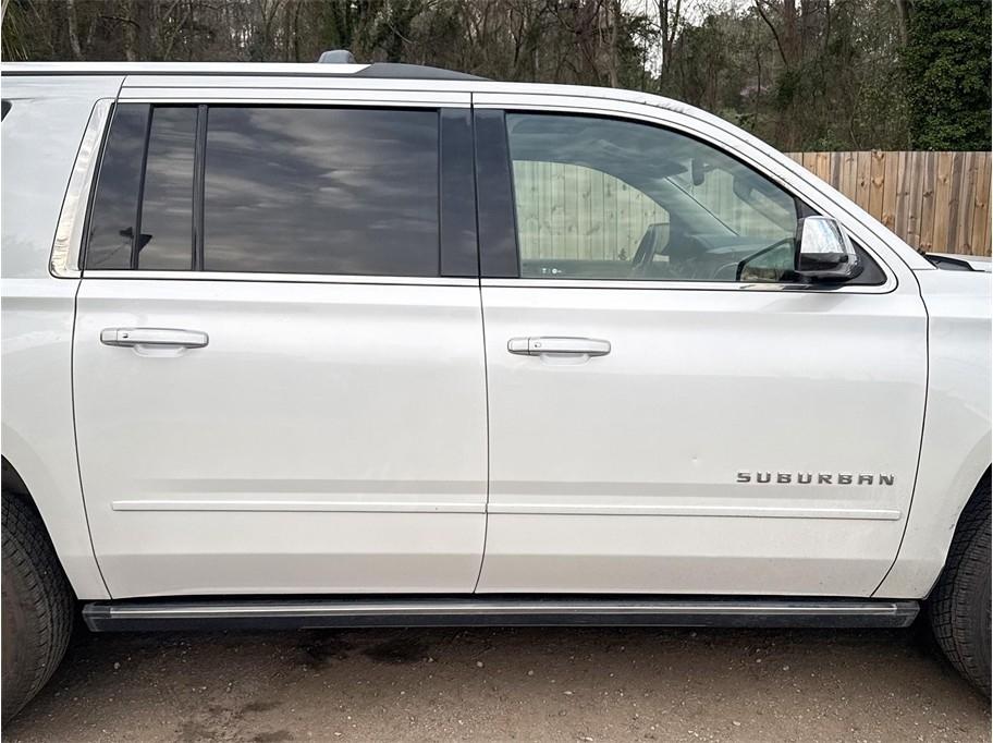 Chevrolet Suburban 4WD 4dr 1500 Premier 2017