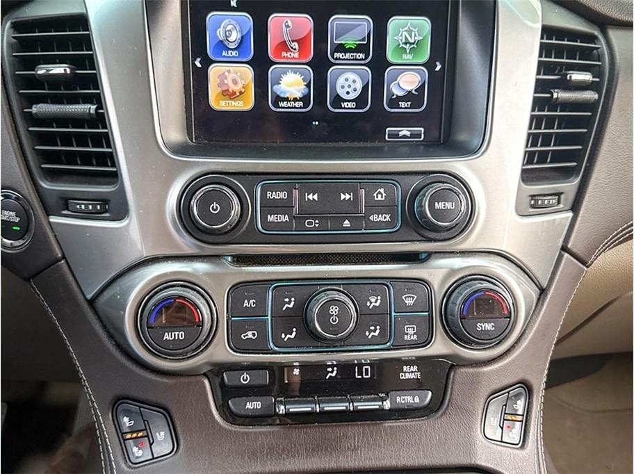 Chevrolet Suburban 4WD 4dr 1500 Premier 2017