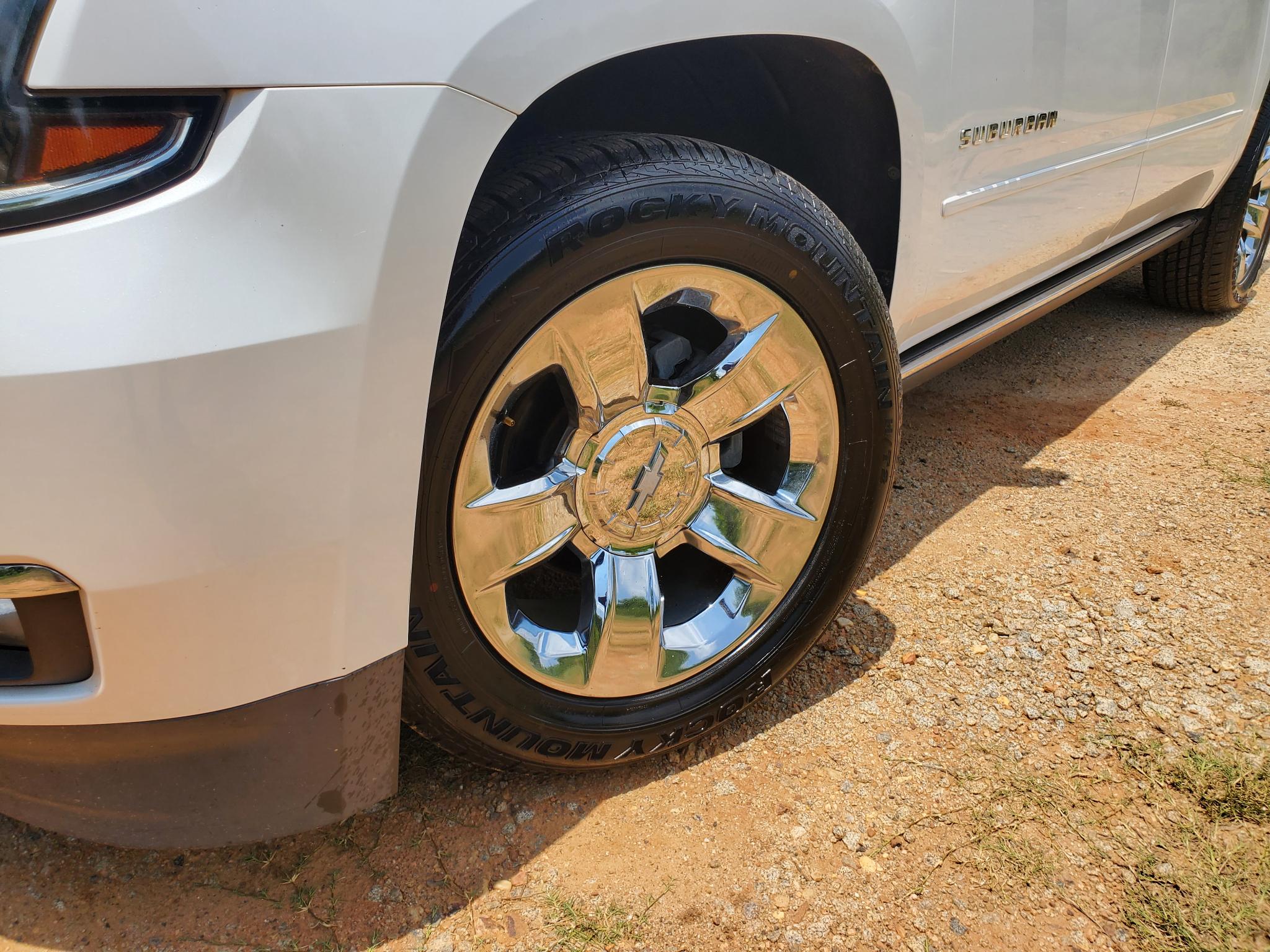 Chevrolet Suburban  2017