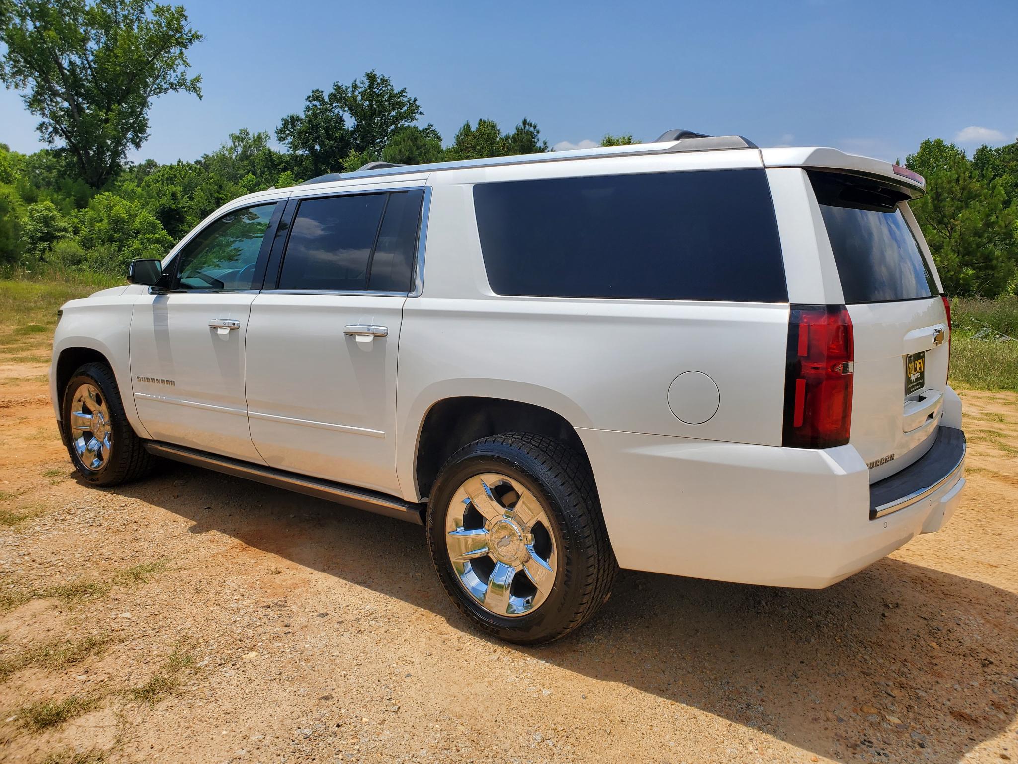 Chevrolet Suburban  2017