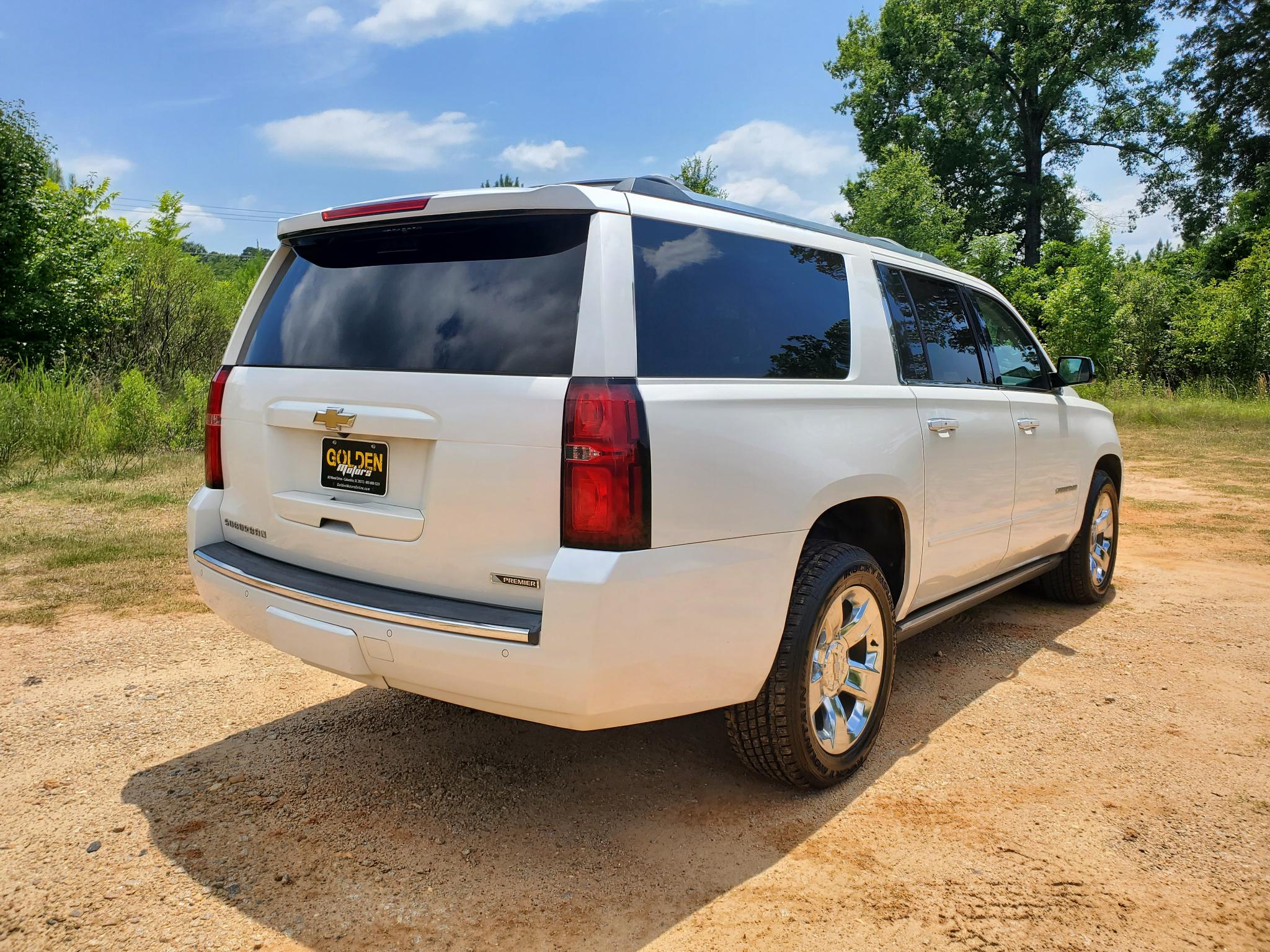 Chevrolet Suburban  2017
